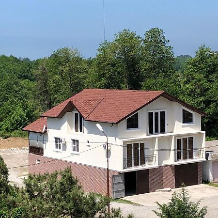 Guest House Гости Pizunda Ngoại thất bức ảnh