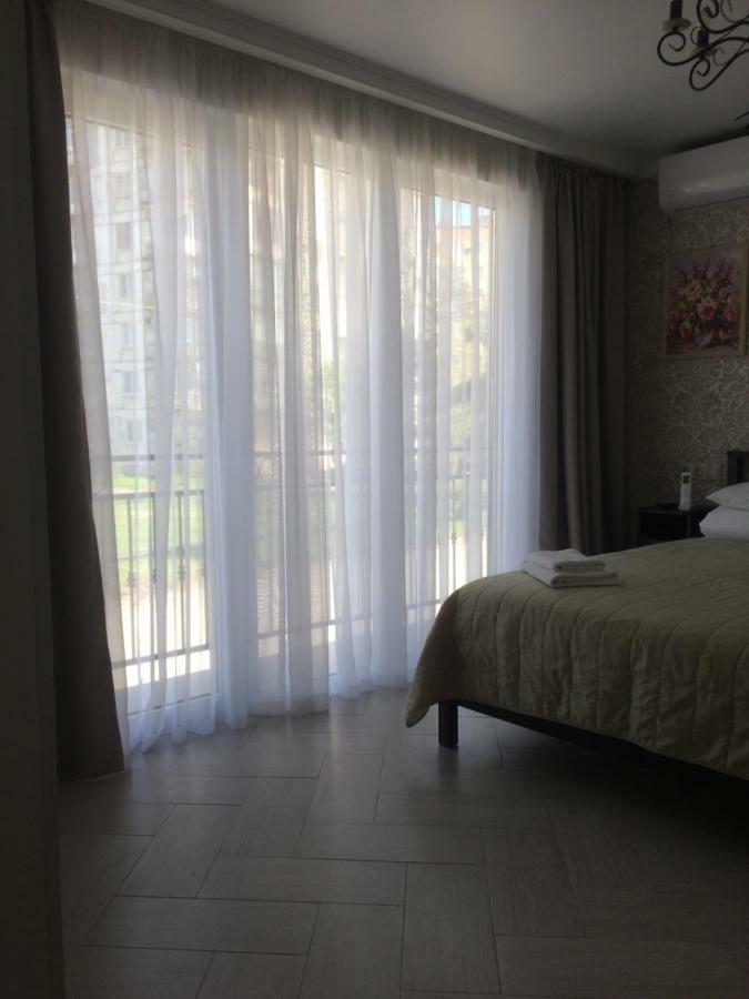 Guest House Гости Pizunda Ngoại thất bức ảnh